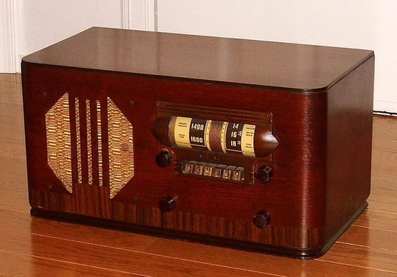 One Man's Static: The Strange, Documented Obsession of a Radio Believer Nobody Could Debunk